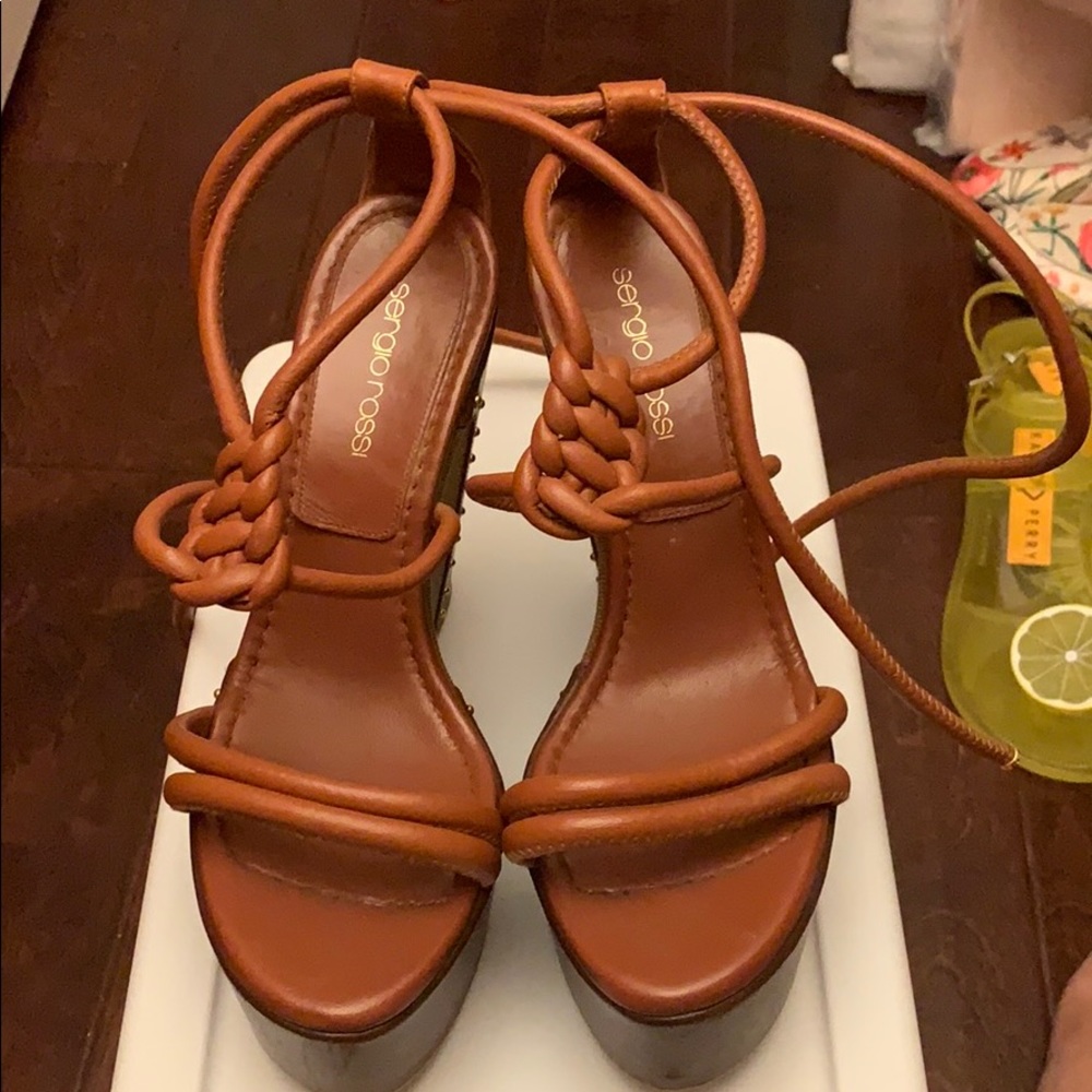 Sergio Rossi wedges tan